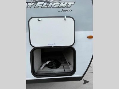 2025 Jayco Jay Flight SLX — photo 11 view