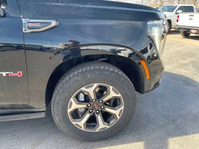 2025 GMC Yukon XL - Photo 24