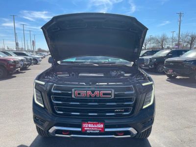 2025 GMC Yukon XL - Photo 25
