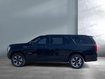 2025 GMC Yukon XL - Photo 3