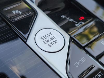 2026 BMW X5 — photo 28 view