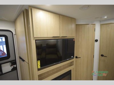 2026 Winnebago Thrive - Photo 12