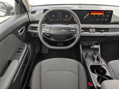 2026 Kia K4 — photo 18 view
