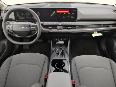 2026 Kia K4 — photo 17 view