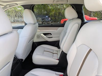 2026 Mazda CX-90 PHEV — photo 13 view
