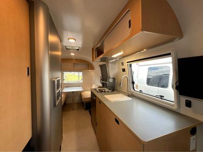 2026 Airstream WORLD TRAVELERUSA — photo 22 view