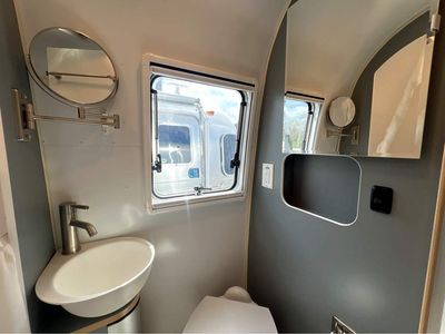 2026 Airstream WORLD TRAVELERUSA — photo 13 view