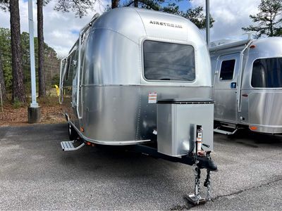 2026 Airstream WORLD TRAVELERUSA — front three-quarter view