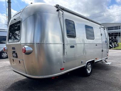 2026 Airstream WORLD TRAVELERUSA — interior view