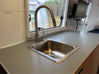 2026 Airstream WORLD TRAVELERUSA — photo 8 view