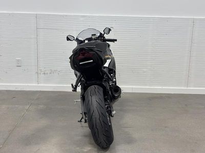 2026 Kawasaki Ninja ZX-6R — photo 7 view