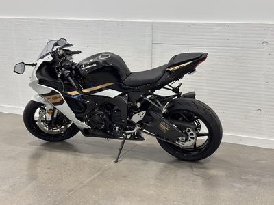 2026 Kawasaki Ninja ZX-6R — photo 12 view