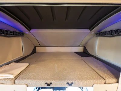 2022 Thor Motor Coach MAGNITUDE — detail view
