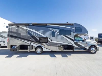 2022 Thor Motor Coach MAGNITUDE — photo 20 view