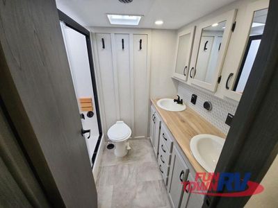 2026 Coachmen RV Brookstone - Photo 42