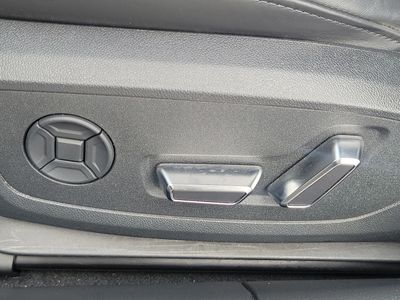 2022 Audi RS 6 Avant — photo 22 view