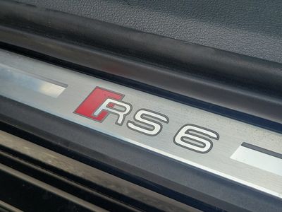 2022 Audi RS 6 Avant — photo 23 view