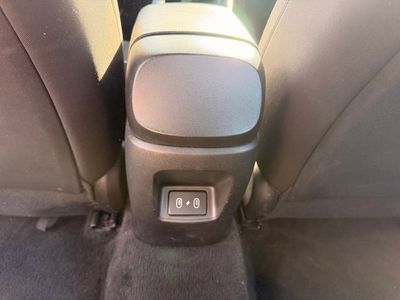 2024 Hyundai Elantra SEL - Photo 32