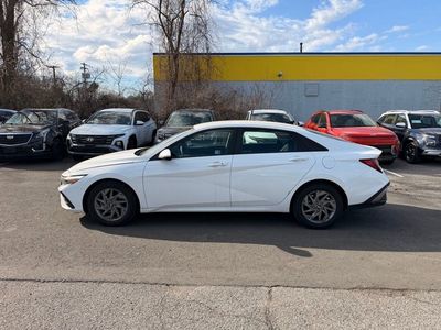 2024 Hyundai Elantra SEL - Photo 8