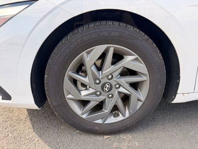 2024 Hyundai Elantra SEL - Photo 11