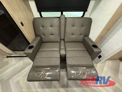 2025 Ember RV E-Series - Photo 26