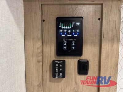2025 Ember RV E-Series - Photo 17