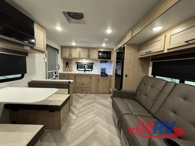 2025 Ember RV E-Series - Photo 38