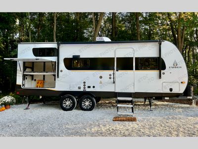 2025 Ember RV E-Series - Photo 39