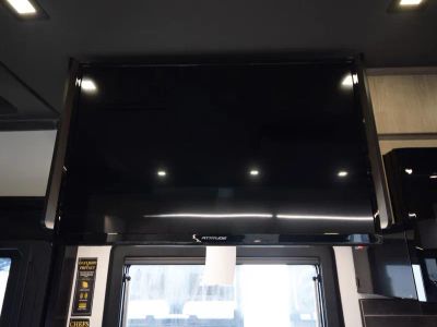 2026 Grand Design LINEAGE SERIES F - Photo 8