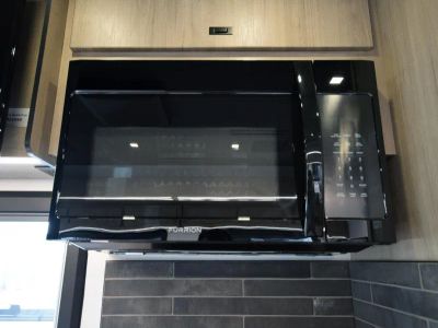 2026 Grand Design LINEAGE SERIES F - Photo 10