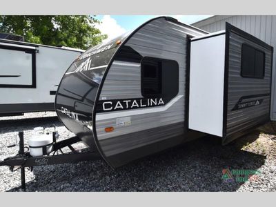 2025 Coachmen RV Catalina Summit Series 7 - Photo 4