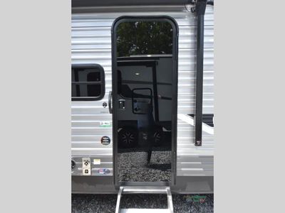 2025 Coachmen RV Catalina Summit Series 7 - Photo 15