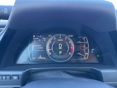 2022 Lexus ES - Photo 13