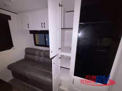 2026 Jayco Jay Flight SLX — photo 22 view
