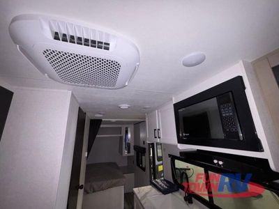 2026 Jayco Jay Flight SLX — photo 23 view
