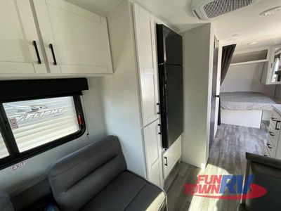 2026 Jayco Jay Flight SLX — photo 10 view