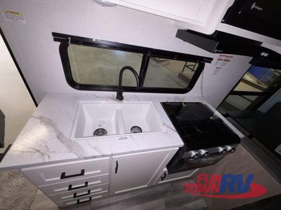 2026 Jayco Jay Flight SLX — photo 17 view