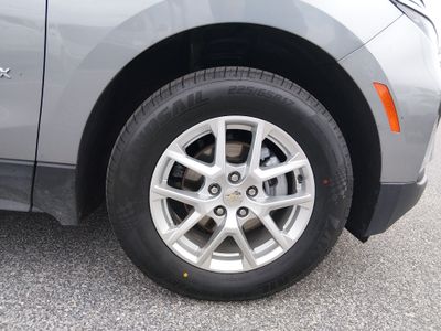 2024 Chevrolet Equinox — photo 10 view