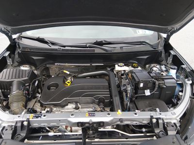 2024 Chevrolet Equinox — photo 9 view