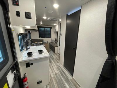 2026 Jayco Jay Flight SLX — photo 11 view