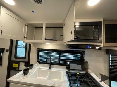2026 Jayco Jay Flight SLX — photo 17 view