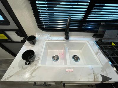 2026 Jayco Jay Flight SLX — photo 18 view