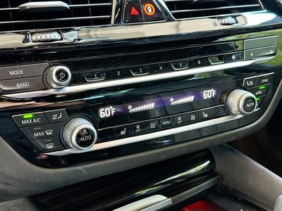 2023 BMW 5 Series - Photo 16