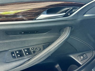 2023 BMW 5 Series - Photo 18