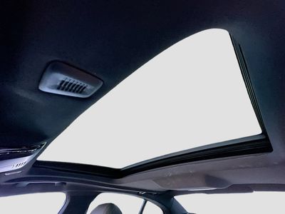 2023 BMW 5 Series - Photo 22