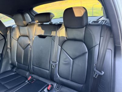 2020 Porsche Macan - Photo 17