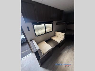 2026 Prime Time RV Avenger LT — photo 13 view
