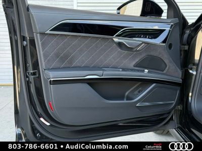 2023 Audi S8 - Photo 18