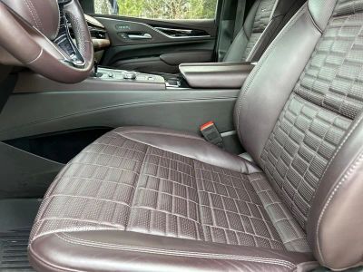 2024 Cadillac Escalade - Photo 18