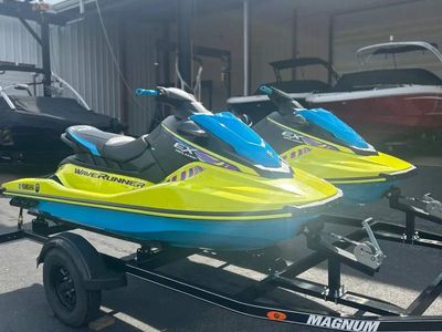 2024 Yamaha EX Deluxe in YELLOW — front three-quarter view